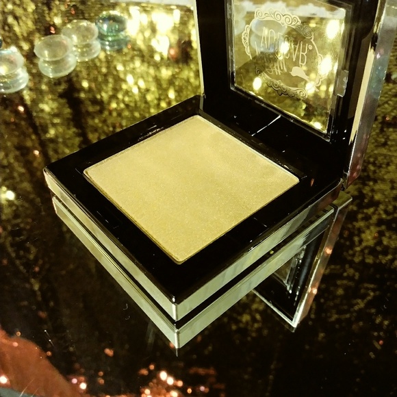 Pretty Vulgar sparkling Sass highlighter - Picture 3 of 3